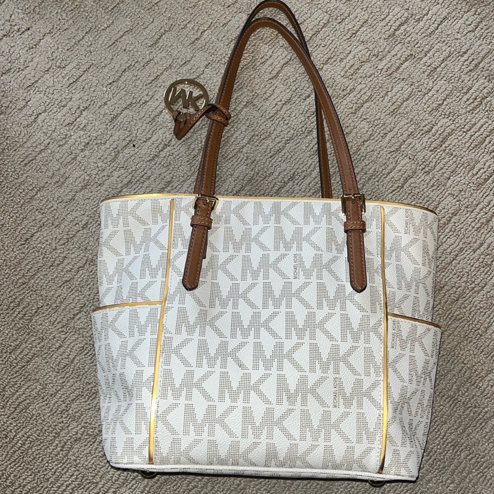 Michael Kors Authentic Satchel